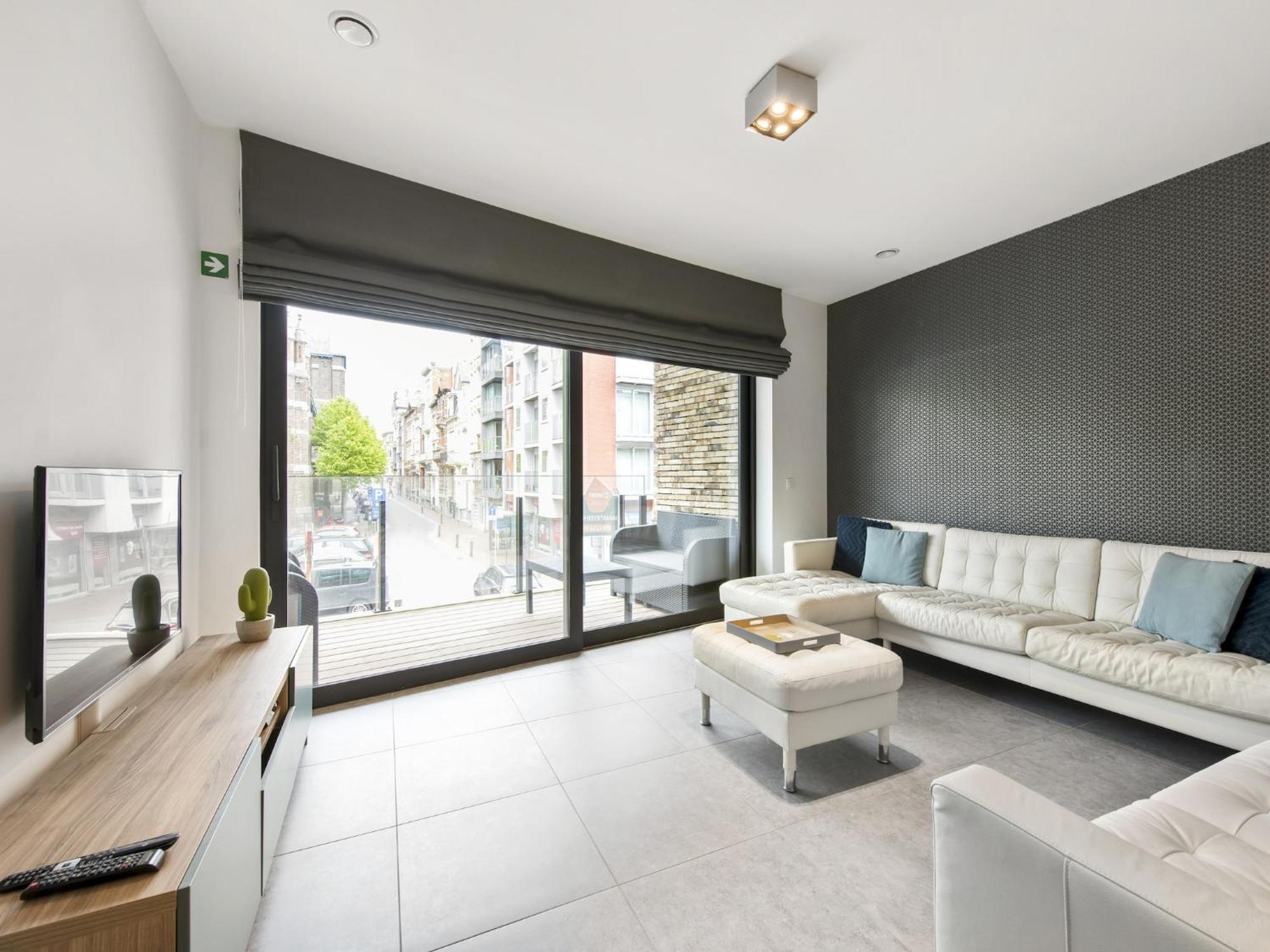 Apartment In Belgium Near Seawall & Church, Cleaning Included Appartement *